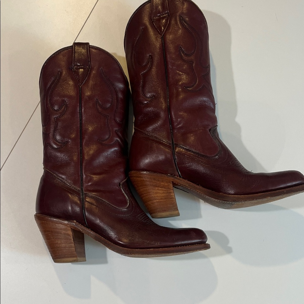 Women's Laredo Vintage leather western boots size 7